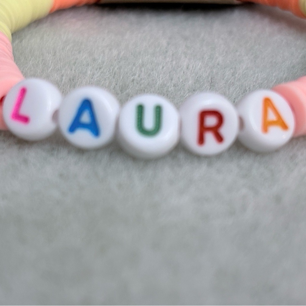 LAURA 6.5" Colorful Beaded Name Bracelet